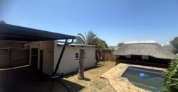 Newly renovated 3 Bedroom house with Pool & Lapa