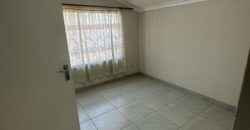 Newly renovated 3 Bedroom house with Pool & Lapa