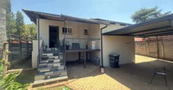 Newly renovated 3 Bedroom house with Pool & Lapa